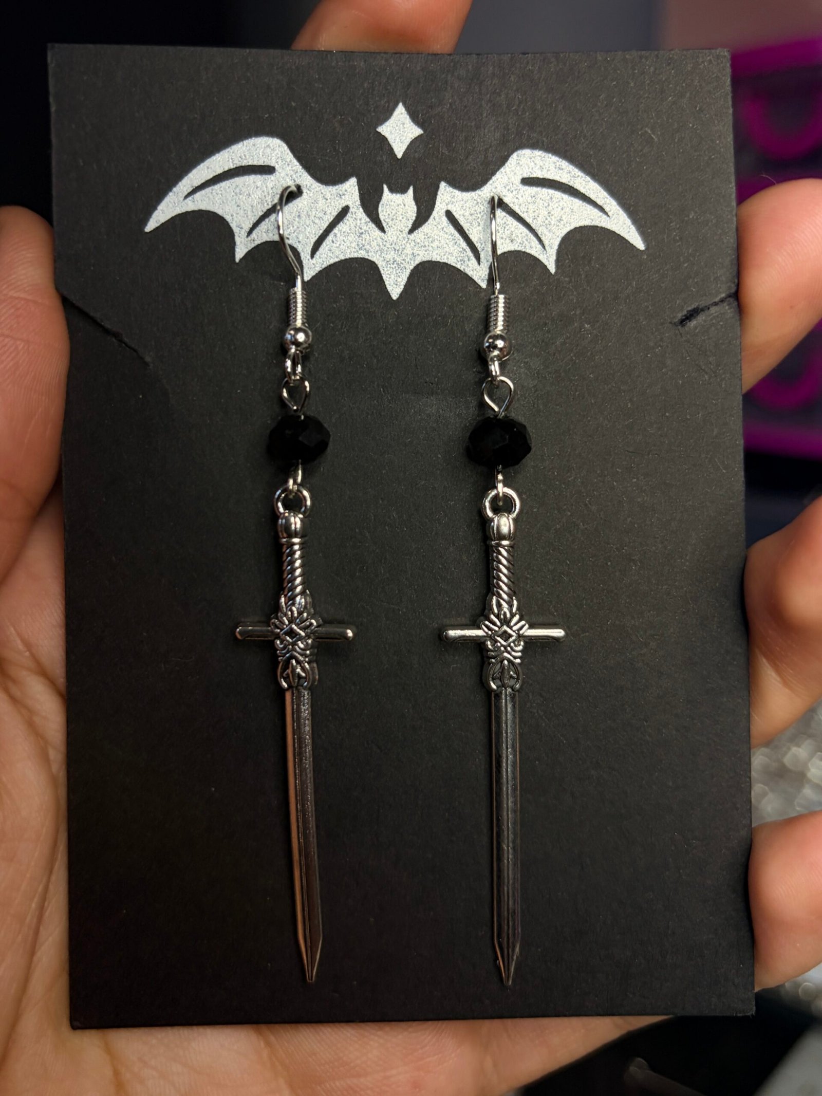 Aretes Espada Dark