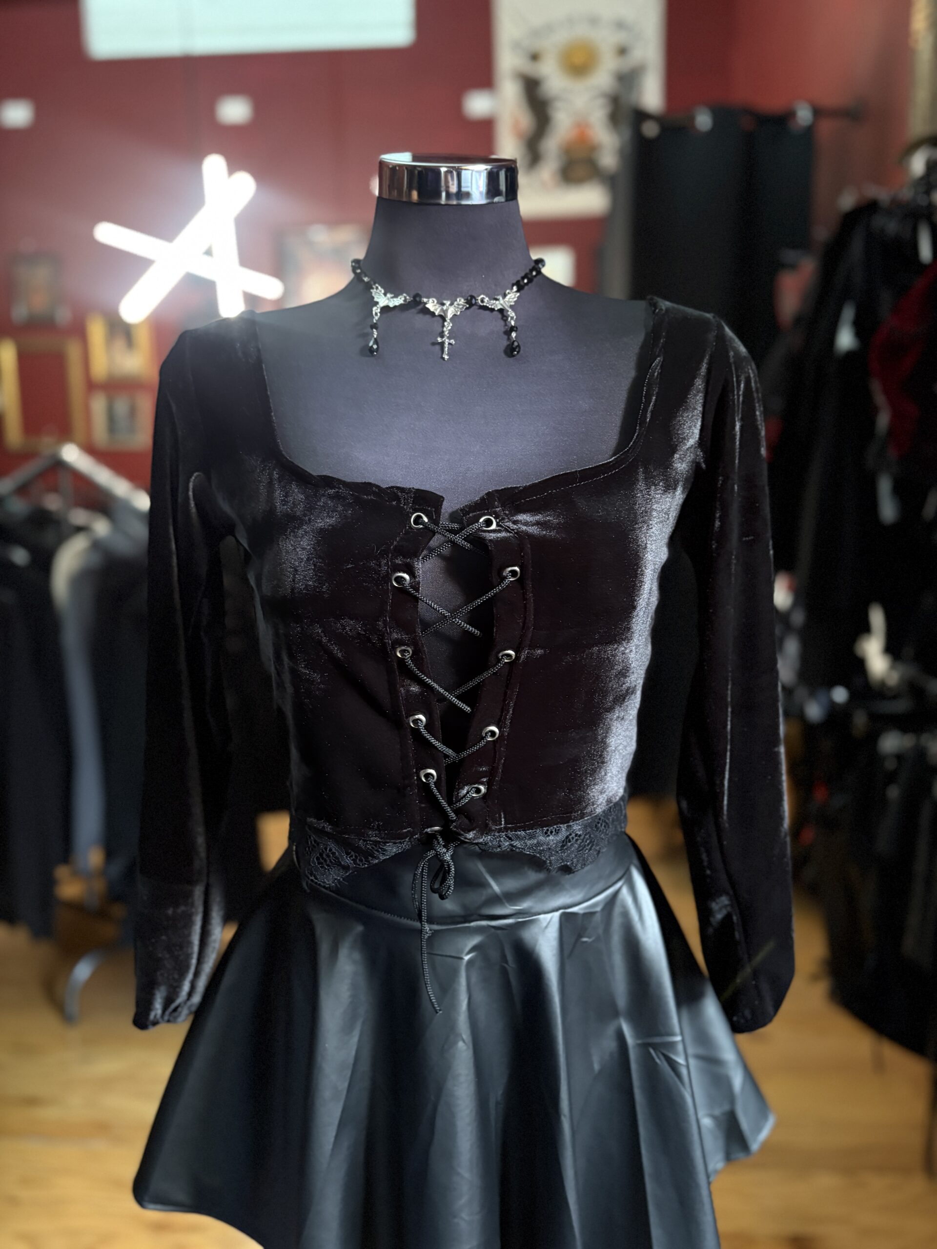 Blusa Terciopelo Manga Larga